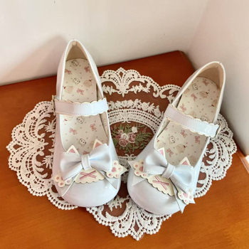 Pantofi femei Lolita, cu laba de pisică și fundă, vârf rotund, PU partea superioară, toc mic 1–3 cm, închidere cu cataramă, talpă din cauciuc