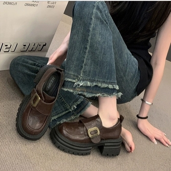 Moteriški loaferiai su Korėjos stiliumi, viršus mikropluošto, gumos padas, žemas kulnas 1–3 cm, atidarymas 7–11 cm