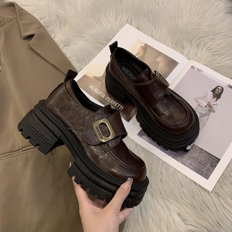 Moteriški loaferiai su Korėjos stiliumi, viršus mikropluošto, gumos padas, žemas kulnas 1–3 cm, atidarymas 7–11 cm