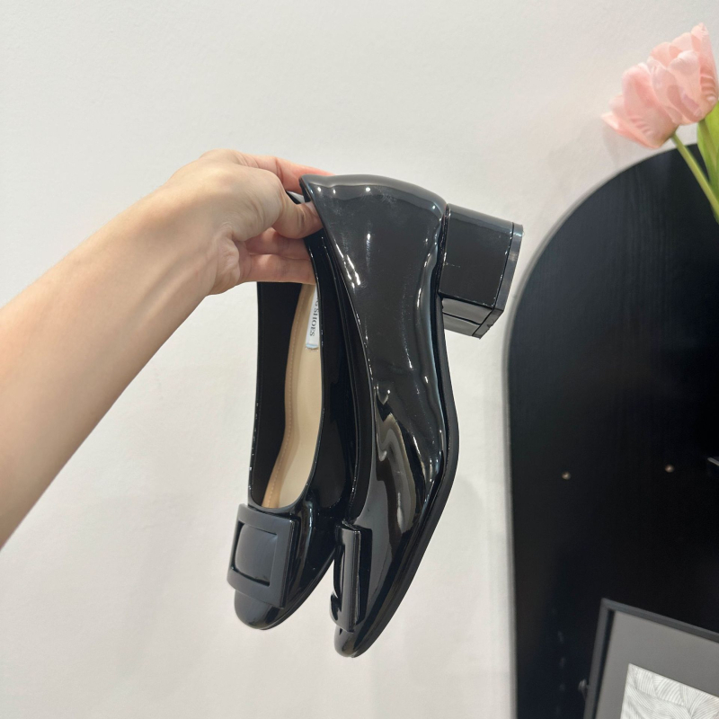 Pantofi femei pentru creșterea înălțimii, vârf pătrat, suprafață din microfibră, toc gros ascuns 6–8 cm, slip-on