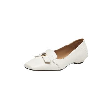 Női slip-on cipő marhabőrből, négyszögletes orr, alacsony sarkú 1-3 cm, gumírozott talp