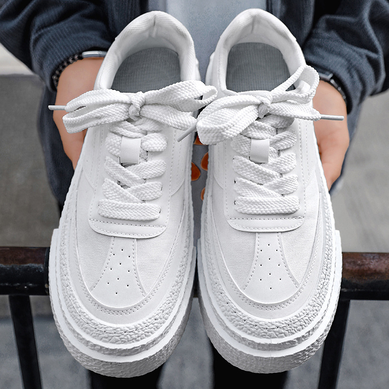 Kasdieniai skateboard bateliai su drobine viršutine, apvaliu nosiu, PVC pada, raišteliai, žemas kulnas