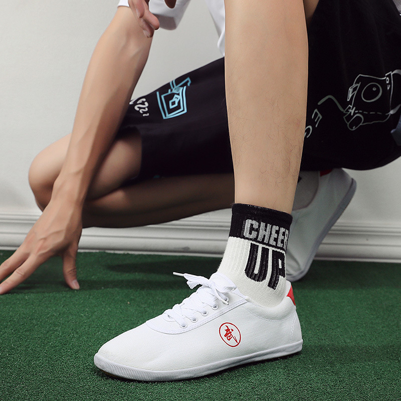 DOUBLE STAR Cīņas mākslu kurpes – auduma augšdaļa, teļa sausgysles pamatne, šņorēšana, zemais profils, apaļš purns