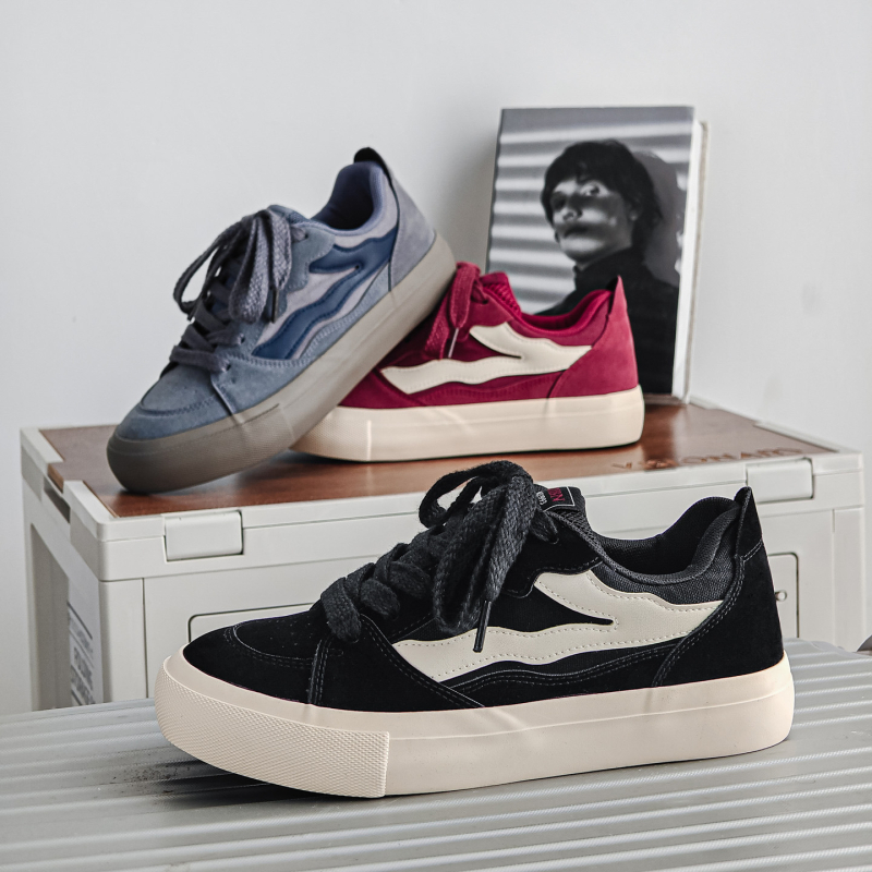 Vīriešu elpojošas kanvas kedas - augšdaļa no sajauktiem materiāliem, šņorējamas, EVA iekšējā, gumijas zole