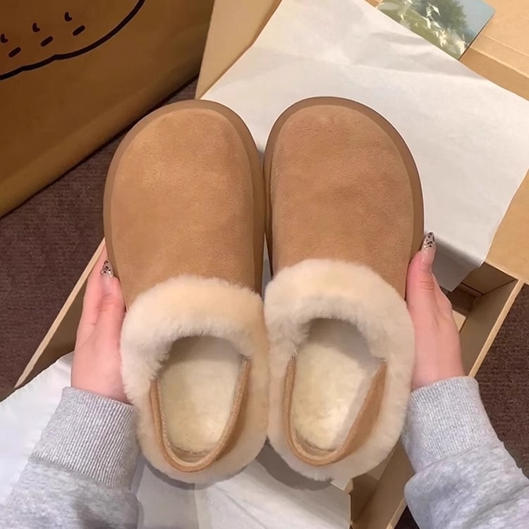 Moteriški storu pado bateliai su pūkuotu vidumi, velvet viršus, gumos padas, šilta apdaila, vidutinio aukščio kulnas 3–5 cm, ruduo 2025