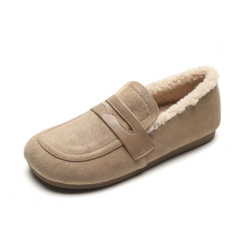 Női velúr loaferek alacsony sarokkal, PU talpbetét, mikrofiber belső, gumírozott talp