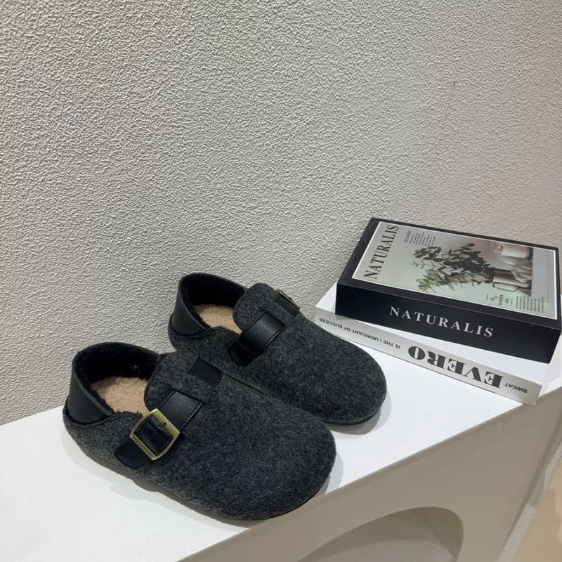 Moteriški žieminiai loaferiai su velūro viršumi, vidinė dirbtinio trumpo kailio apdaila, vidutinio kulno 3–5 cm, slip-on dizainas