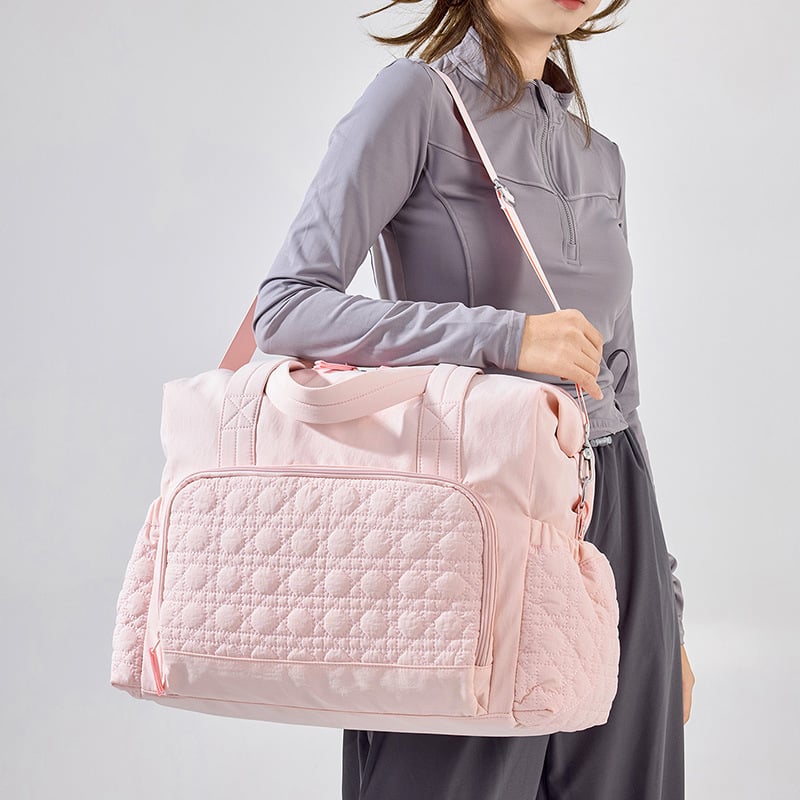 Nagy kapacitású utazótáska nedves-száraz szétválasztással, crossbody kialakítás, nylon anyag, vízálló, nőknek