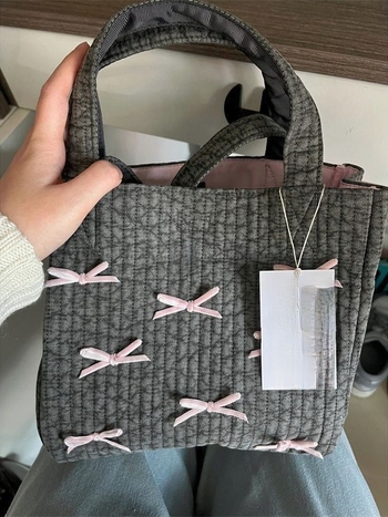 Vertikalna kvadratna tote torba s magnetskim zatvaračem, poliester, džep za telefon