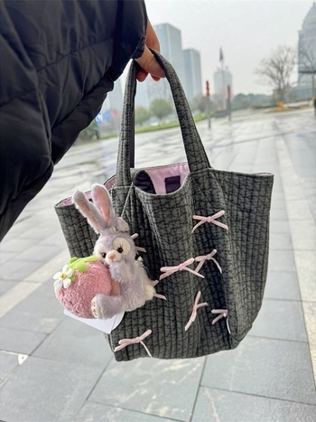 Vertikalna kvadratna tote torba s magnetskim zatvaračem, poliester, džep za telefon