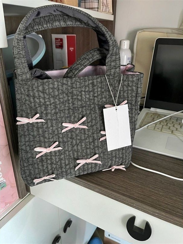 Vertikalna kvadratna tote torba s magnetskim zatvaračem, poliester, džep za telefon