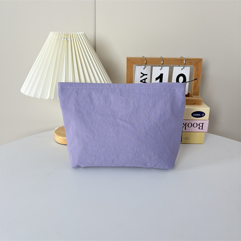 Geantă de cosmetică din nylon impermeabil, exterior simplu, închidere cu fermoar, capacitate mare, căptușeală din poliester, unisex