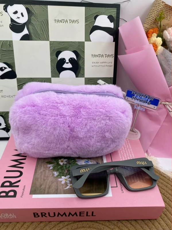 Pliušinis pieštukų ir kosmetikos krepšys su sintetinės odos įdėklu, namų saugojimui, žiemos 2024 kolekcija