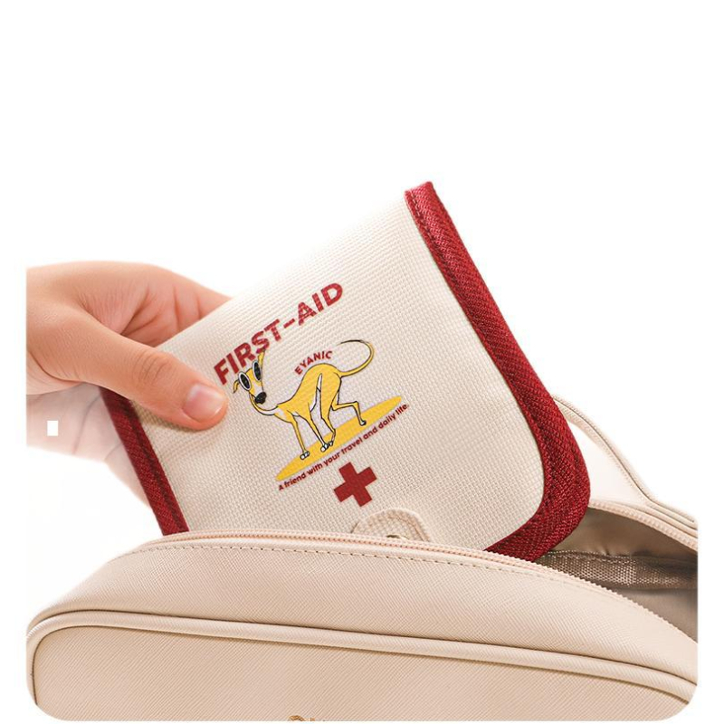 Meditsiinikomplekt, kuubikujulise kujuga, Oxfordi kangas, veekindel, reisidele ja meigitarvete korraldamiseks