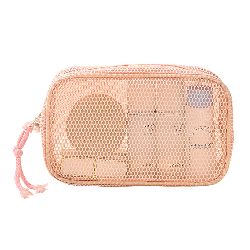 Kosmeetika kott võrgust kangast, käekoti stiilis, mudel 01b1605; mitmekülgne reisiks, kosmeetika ja hügieenitarvete hoiustamine.