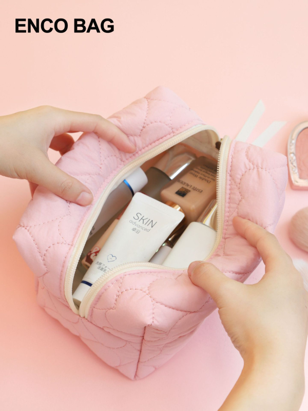 Kosmetinė rankinė su gėlėtu raštu, poliesteris, vidinė poliesterio apdaila, užtrauktukas, unisex saugojimas