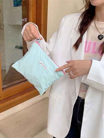 Kosmetinė rankinė - Korėjietiškas nišinis dizainas, Poliesteris, Gatvės stilius, 2023 vasara, Moterims