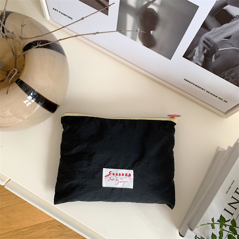 Kosmetinė rankinė - Korėjietiškas nišinis dizainas, Poliesteris, Gatvės stilius, 2023 vasara, Moterims