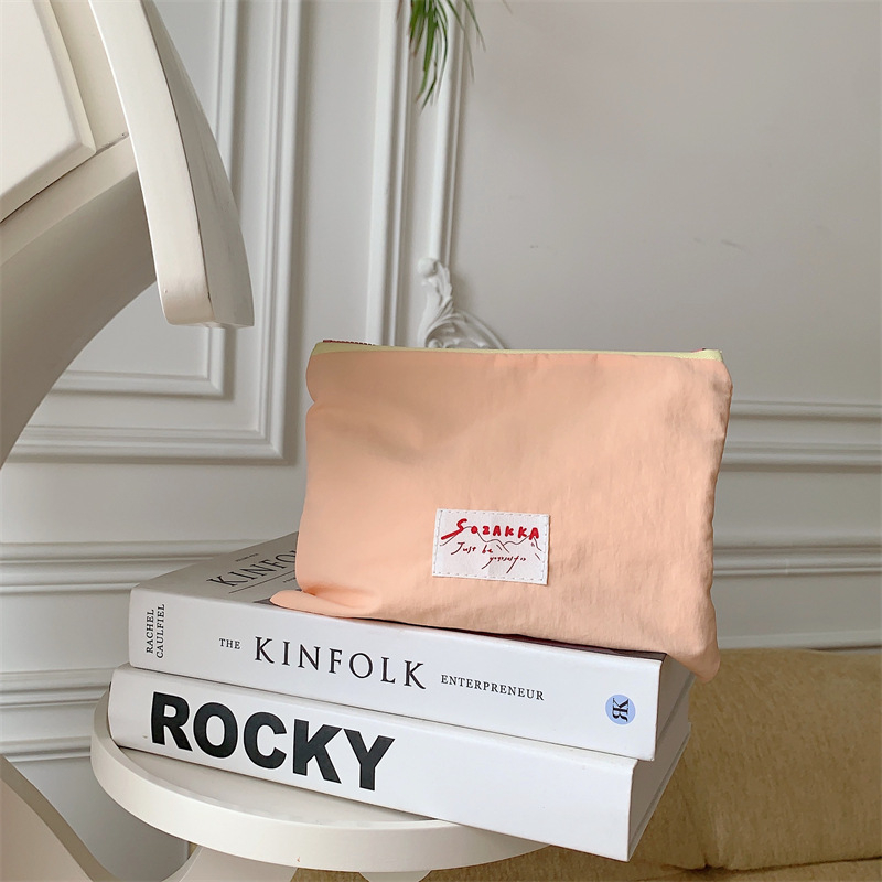 Kosmetinė rankinė - Korėjietiškas nišinis dizainas, Poliesteris, Gatvės stilius, 2023 vasara, Moterims