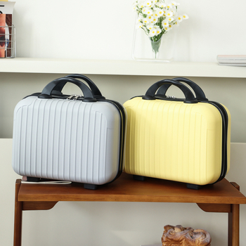 Козметичен куфар с анимационен дизайн, унисекс, PP материал, с цип, тегло 720 g, подходящ за съхранение и пътуване