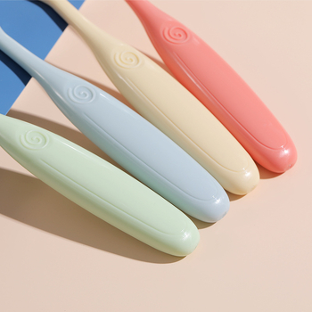 Gyerek fogkefe, 3–12 évnek, lágy sörték, modell R7736, kézi, 8 darabos készlet