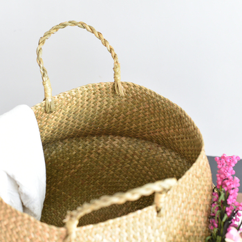 Pletots grozs augu podā no zāles – salokāms, roku darbs, dekoratīvs