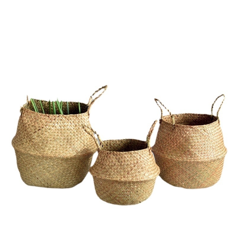 Pletots grozs augu podā no zāles – salokāms, roku darbs, dekoratīvs