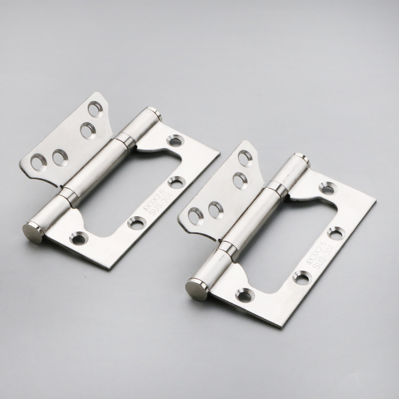 MZ nerūdijančio plieno durų vyriai vidinėms durims be įpjovų montavimas, poliruotas paviršius, modernus minimalistinis stilius, individualus apdirbimas