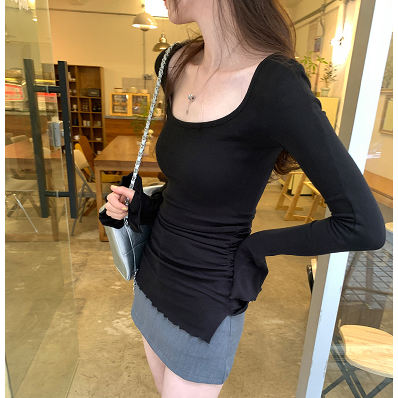 Rasedate top ruudukujulise kaelusega, pikad varrukad, trompetvarrukas, tavaline pikkus, kõrge elastus, 80-90% peamine kangas