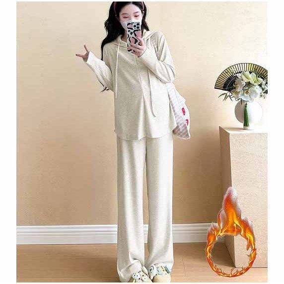 Mamos settas – Korėjietiško stiliaus pusiau užsegamas gobtuvės su T‑marškinėliais ir aukštu juosmeniu, poliesteris 50–70% ir viskozė <30%, pavasaris–ruduo–žiema 2025