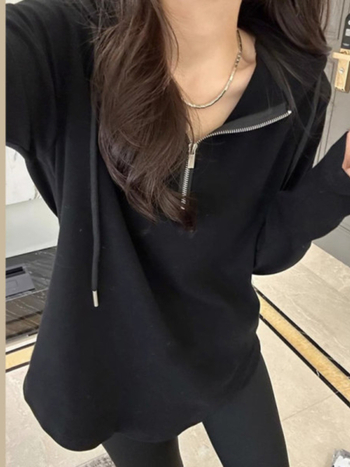 Nėščiųjų rudens ilgom rankovėm viršūnė — laisvas kirpimas su gobtuvu, medvilnės-poliesterio mišinys, be apykaklės, vienodas kasdienis stilius moterims (rudenį 2025)