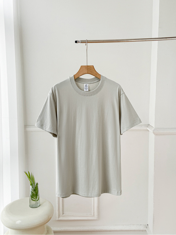 Puuvillane lühikeste varrukatega T-särk ümmarguse kaelusega, ühevärviline, 95%+ puuvillasisaldus, tavaline pikkus