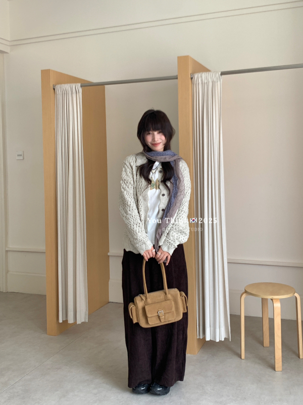 Pamuk majica kratkih rukava s okruglim izrezom, srednja duljina 50–65 cm, sadržaj pamuka 95% i više