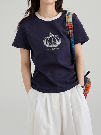 Majica s tikva printom, pamuk-elastan tkanina, okrugli izrez, kratki rukavi, ležerni ljetni top