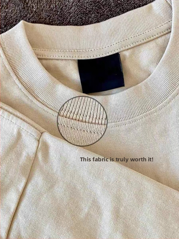 Puuvillane T-särk, vaba lõige, keskmise pikkusega, kirjatrükk, ringkaelusega