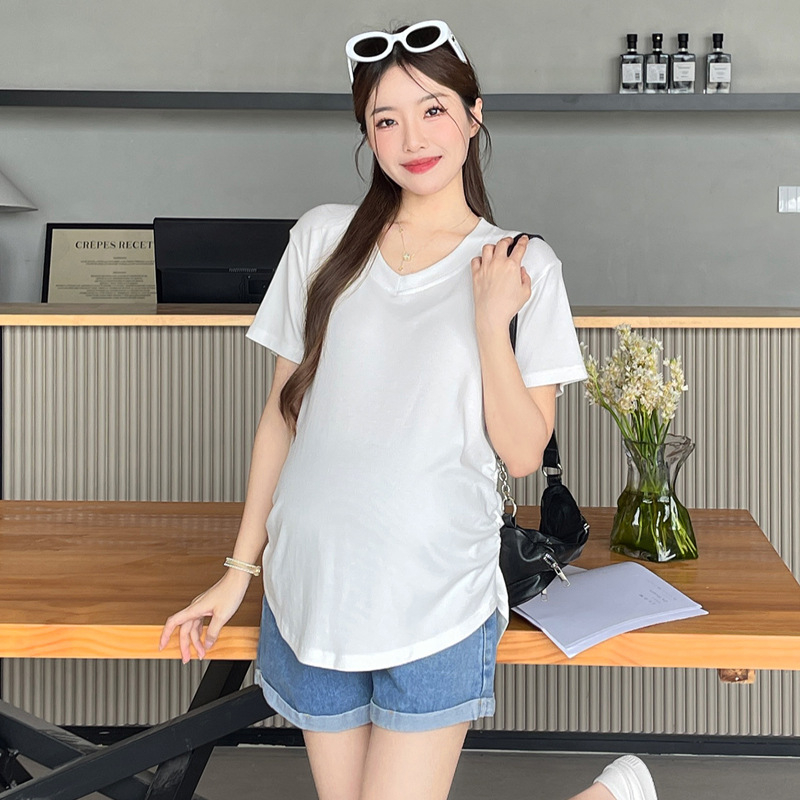 Rasedate lühikeste varrukatega top, V-kaelusega, vaba lõige, puuvillane 90–95%, keskmise pikkusega