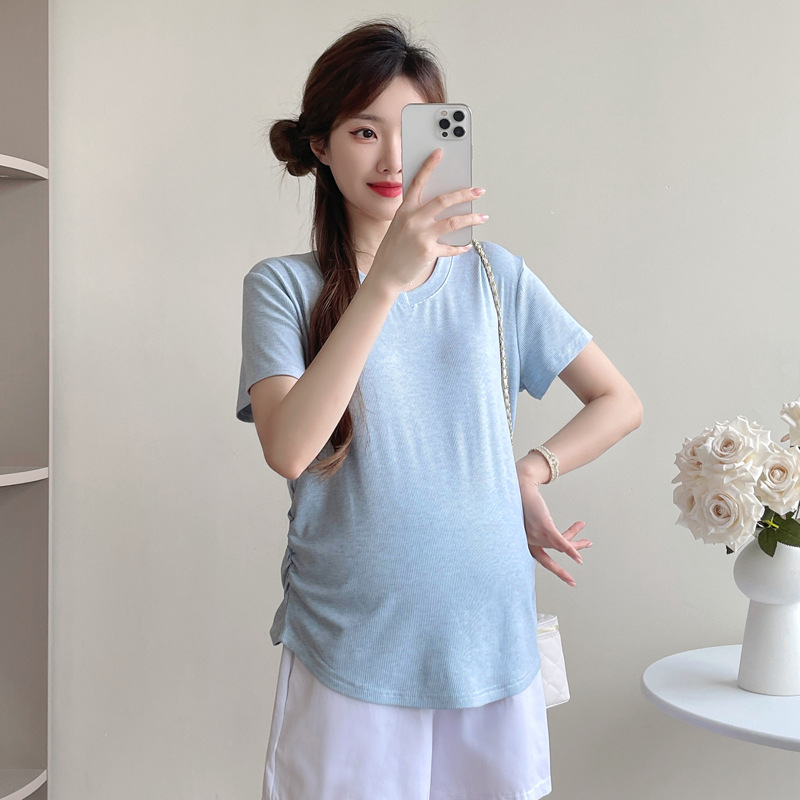 Rasedate lühikeste varrukatega top, V-kaelusega, vaba lõige, puuvillane 90–95%, keskmise pikkusega