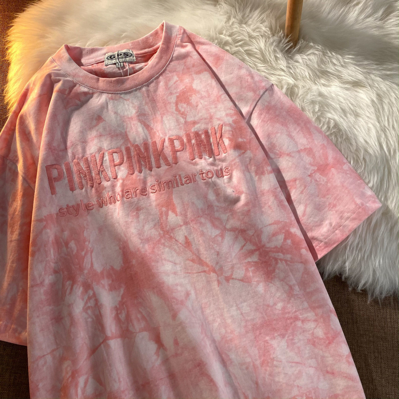 Tie-dye majica s izvezenim slovima, slobodan kroj, kratki rukavi, okrugli izrez