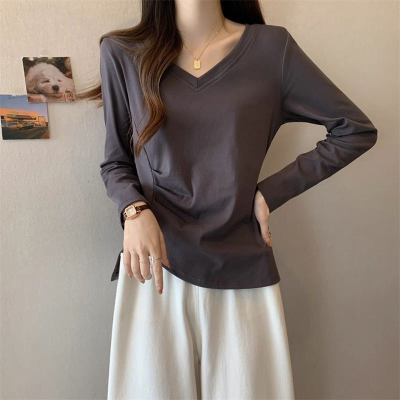 Naistele top 3/4 varrukatega, V-kaelusega, vaba lõikega, chenillekangas, 90-95% spandeks