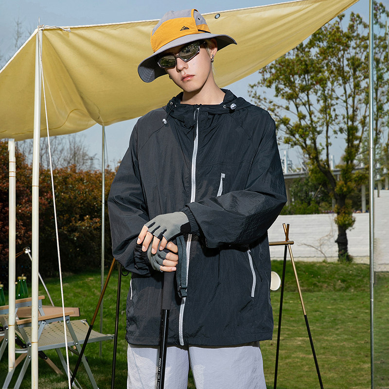 Kapucňový kabát UPF50+ – voľný strih, Milk Silk Nylon látka, zipsové vrecká, letný šport