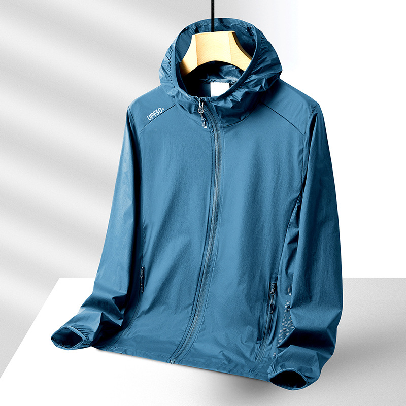 Vanjska jakna windbreaker UPF50+, prozračna, ultralagana, brzo suši, s kapuljačom