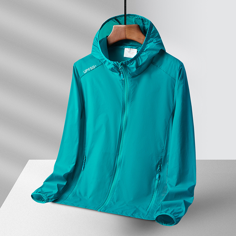 Vanjska jakna windbreaker UPF50+, prozračna, ultralagana, brzo suši, s kapuljačom