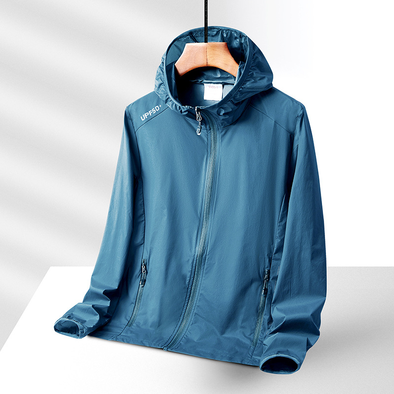 Vanjska jakna windbreaker UPF50+, prozračna, ultralagana, brzo suši, s kapuljačom