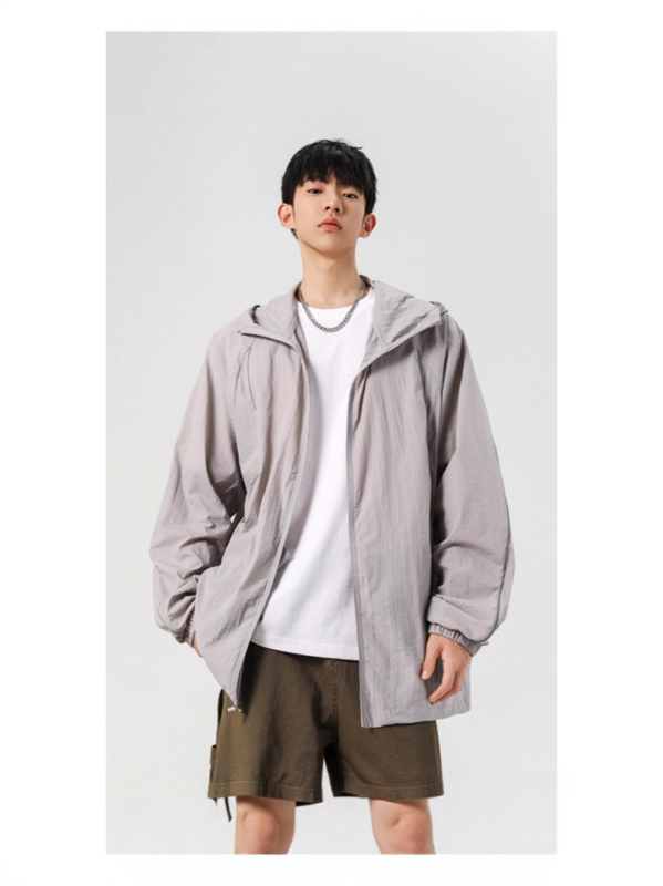 Ζακέτα προστασίας από τον ήλιο με κουκούλα UPF50+, patchwork με ανακλαστικές λωρίδες, ελαφρύς και διαπνέων νάιλον, σε χαλαρή γραμμή