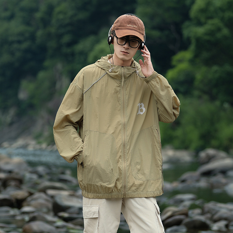 Νεανικό ελαφρύ μπουφάν με κουκούλα από νάιλον – διαπνοή, UV 50+ προστασία, 3D εφέ εκτύπωσης, φερμουάρ εμπρός, πλαϊνές τσέπες, χαλαρή γραμμή, καλοκαίρι