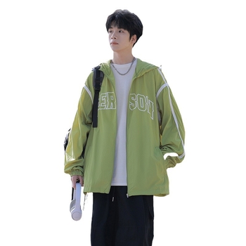 Kapuutsiga suvine jakk jaapani retrostiiliga, brändilogoga trükis, polüester