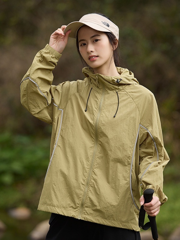 Παλτό με κουκούλα για UV προστασία, λεπτό νάιλον, διαπνοή, UPF50+, καλοκαίρι 2025, εφαρμοστό αθλητικό ύφος με τσέπες με φερμουάρ, για εφήβους