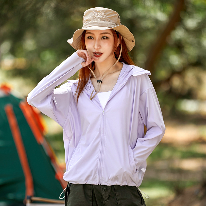 Unisex outdoor vetrovka s UPF50+, ľahká, rýchloschnúca, priedušná, odvádza vlhkosť, s kapucňou