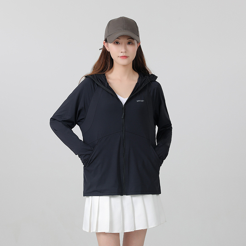 Dámska outdoor vetrovka s kapucňou, priedušný nylon, UPF50+ UV ochrana, letné použitie