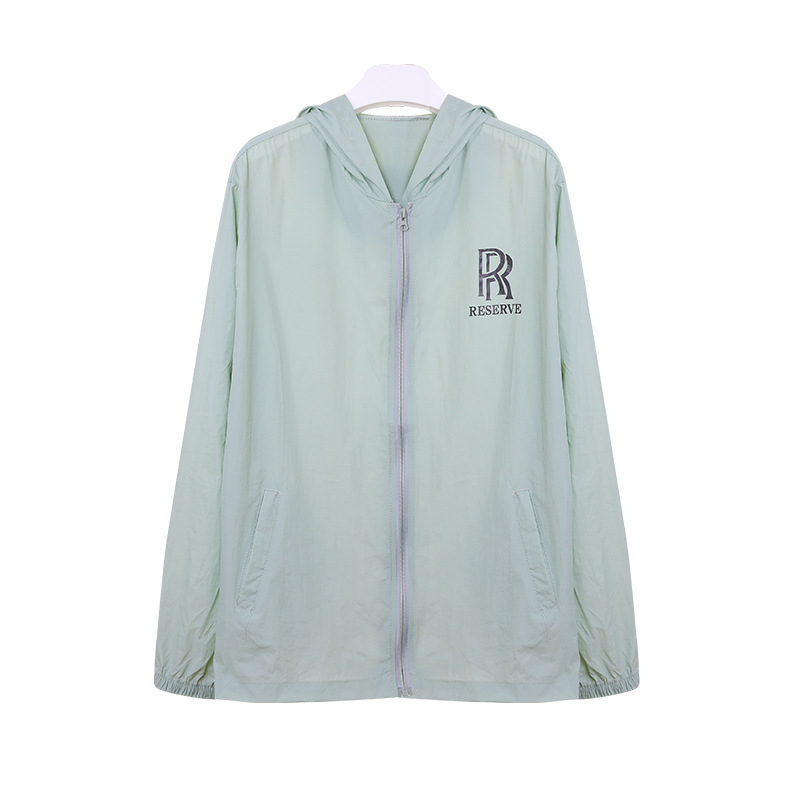 Vyrų kvėpuojanti UV apsaugos nuo saulės vėjo striukė, lengvas poliesterio audinys, su gobtuvu